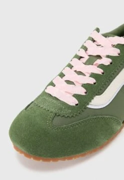 Vans SUPER LOWPRO - Trainers - Lace Green/pink 20 Vans SUPER LOWPRO - Trainers - Lace Green/pink -Vans Shop UK e05f7d0b16484171ba80ec889c500e3f