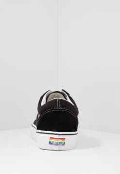 Vans UA OLD SKOOL - Trainers - Black/multicolor/true White 13 Vans UA OLD SKOOL - Trainers - Black/multicolor/true White -Vans Shop UK e07f41230a99402498a683f75f16ebe4