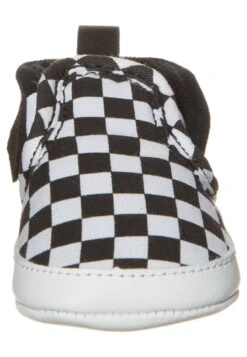 Vans Crib Unisex - First Shoes - Black/True White -Vans Shop UK e178ee4f8e354400a056ed5fe797c5b0