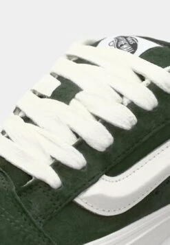 Vans KNU SKOOL UNISEX - Trainers - Dried Kelp -Vans Shop UK e3b23a17c3434ef389d08059c9afdde4