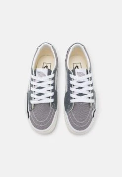 Vans Sk8-Low Reconstruct Unisex - Trainers 11 Vans Sk8-Low Reconstruct Unisex - Trainers -Vans Shop UK e6418aca36d04d5e930157525d1f67e6
