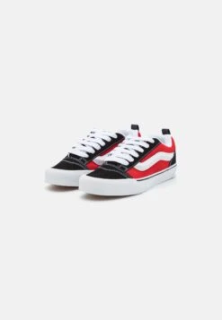 Vans Knu Skool Unisex - Trainers -Vans Shop UK ee36f1c160e24eff943ebc0f0807e432