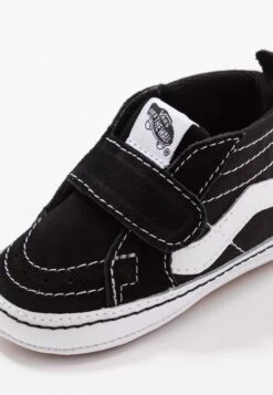 Vans In Sk8-Hi Crib Unisex - First Shoes - Black/True White -Vans Shop UK efc917333b3e43f6a88e4f483ddef0c7