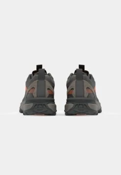 Vans MTE CROSSPATH XC GORE TEX UNISEX - Trainers - Black/orange -Vans Shop UK f1ba356565ec41778ce281480a06d31f