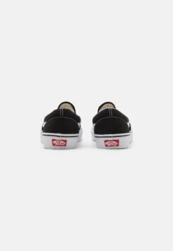 Vans Classic Slip-On Unisex - Slip-Ons 10 Vans Classic Slip-On Unisex - Slip-Ons -Vans Shop UK f1de96a71ceb4686bab3d794ea771e66
