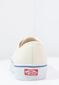 Vans AUTHENTIC - Skate Shoes - White -Vans Shop UK f4d9e1ed8dc645a5b7f5359bf4ce4250