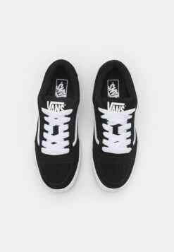 Vans HYLANE UNISEX - Trainers - Black/white/gum 17 Vans HYLANE UNISEX - Trainers - Black/white/gum -Vans Shop UK f53611d151b54996bbcd610f2ede02aa