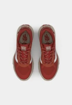 Vans MTE CROSSPATH UNISEX - Trainers - Reflective Coffee/brick Red -Vans Shop UK fa9e1499915d40e1b11b0dddbe13412d