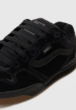Vans ROWLEY UNISEX - Skate Shoes - Blackout 20 Vans ROWLEY UNISEX - Skate Shoes - Blackout -Vans Shop UK fb5b32fa30d5454da0eaa2cf83391888