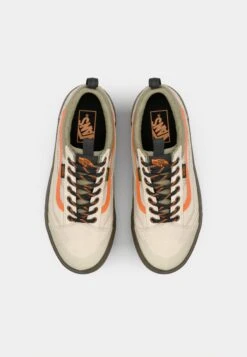 Vans MTE OLD SKOOL UNISEX - Trainers - Taupe/orange -Vans Shop UK fd6ea70673cd4c9b987c4ac9c80856ab