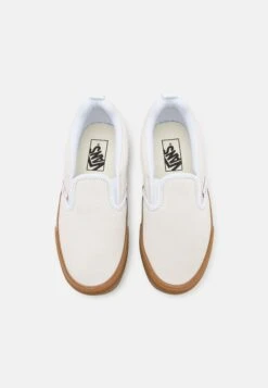 Vans Knu Slip Unisex - Slip-Ons - White -Vans Shop UK fe0c17ce27914128a6052833a347f64d
